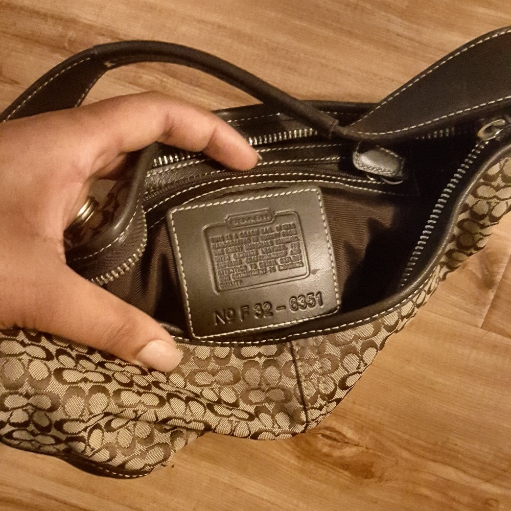 Coach Purse - Picture 3 of 4